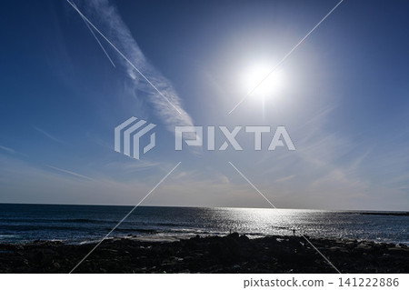 Mount Hakusan across the sea Mount Hakusan across the sea 141222886