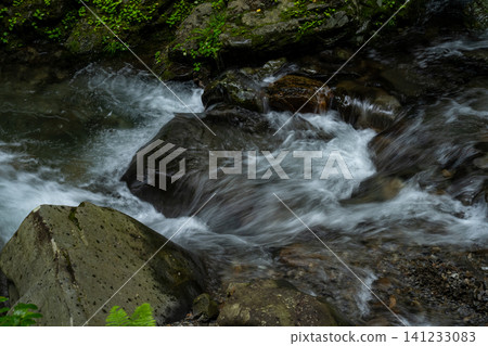 The melody played by the clear stream among the rocks The melody played by the clear stream among the rocks 141233083