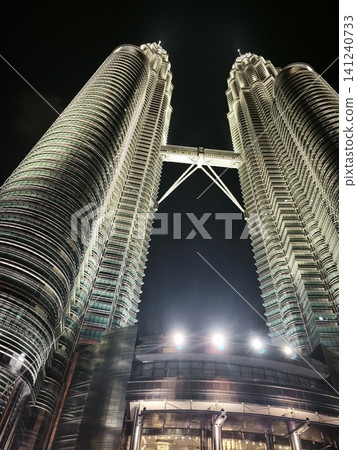 Petronas Twin Towers in Malaysia Petronas Twin Towers in Malaysia 141240733