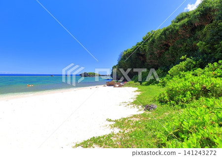 [Okinawa Prefecture] Sunny Zane Beach (Ura-Maeda Beach) 141243272