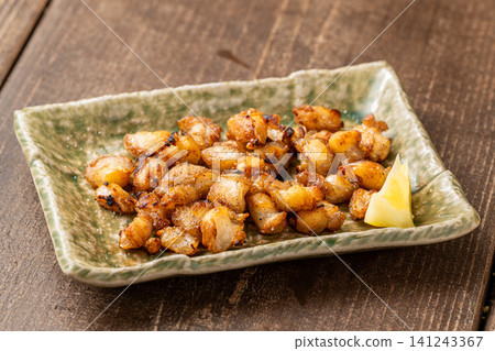 口感最佳的酥脆之選:炭烤圓軟骨 口感最佳的酥脆之選:炭烤圓軟骨 141243367