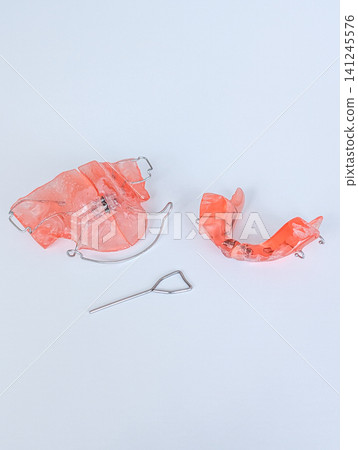 Removable orthodontic appliances for children 141245576