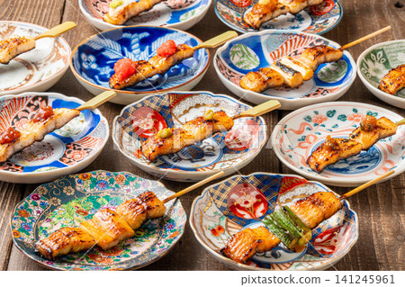 一組豪華鰻魚串照片 一組豪華鰻魚串照片 141245961