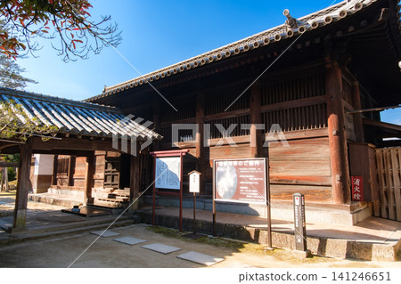岡山縣岡山市的吉備津神社，以鳴釜儀式而聞名，其神聖的爐灶殿。 141246651
