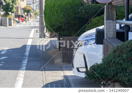 懸挑式停車位(住宅車庫) 懸挑式停車位(住宅車庫) 141249007