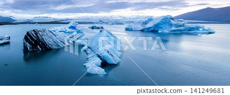 Panoramic view of Glacier Lagoon in southeast Iceland Panoramic view of Glacier Lagoon in southeast Iceland 141249681