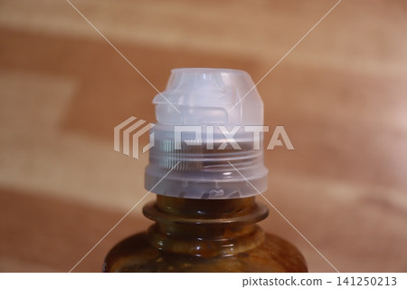 Close-up of Bottle Cap and Neck 141250213