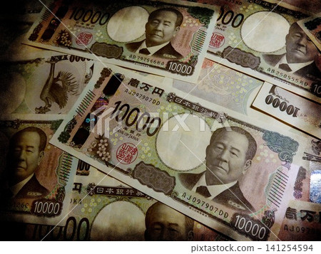 Banknotes, money, bills, cash, finance, money, banknotes, currency, investment, Japanese yen, business, gold, yen, economy, savings, 10,000 yen bill Banknotes, money, bills, cash, finance, money, banknotes, currency, investment, Japanese yen, business, gold, yen, economy, savings, 10,000 yen bill 141254594
