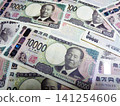 紙幣、貨幣、鈔票、現金、金融、資金、紙幣、貨幣、投資、日圓、商業、黃金、日圓、經濟、儲蓄、10,000日圓紙幣 141254606