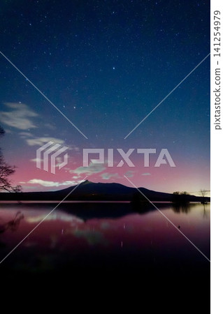 北海道出現低緯度極光 北海道出現低緯度極光 141254979