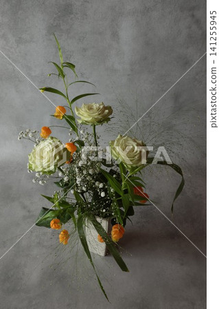 Yellow-green roses 141255945