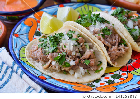 Beef tacos (Beef tacos, Tacos de res) Beef tacos (Beef tacos, Tacos de res) 141258888