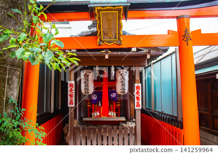 天滿宮文子神社,供奉菅原道真:祈求學業成功、考試通過、找到好伴侶、事業興旺。 天滿宮文子神社,供奉菅原道真:祈求學業成功、考試通過、找到好伴侶、事業興旺。 141259964