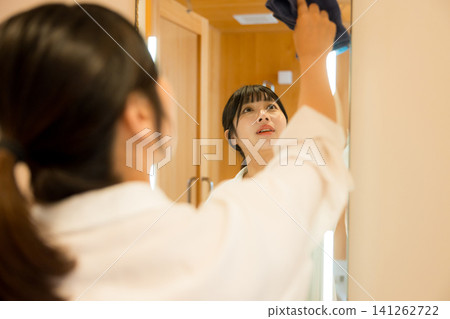 擦乾淨的女人 擦乾淨的女人 141262722