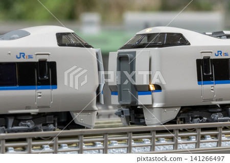 683系列特快列車模型，雷鳥號，耦合式02 141266497