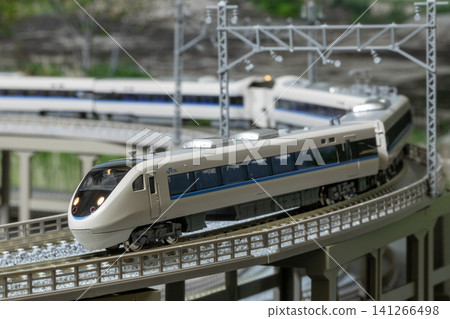 Model train 681 series Limited Express Thunderbird 11 141266498