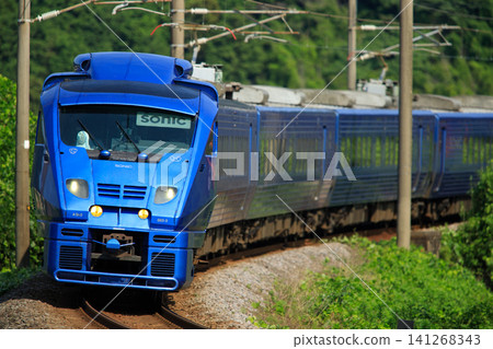 883 series limited express "Sonic" (JR Kyushu) 883 series limited express "Sonic" (JR Kyushu) 141268343