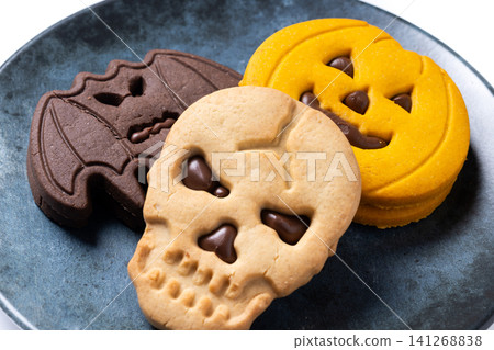 Assorted Halloween cookies Assorted Halloween cookies 141268838