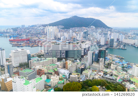 A very beautiful streetscape of Busan, South Korea A very beautiful streetscape of Busan, South Korea 141269020