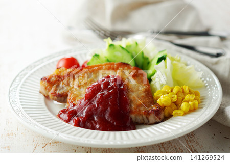 sauteed pork sauteed pork 141269524