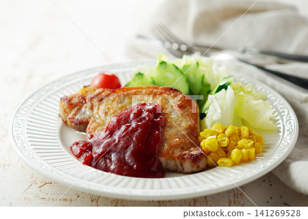sauteed pork sauteed pork 141269528
