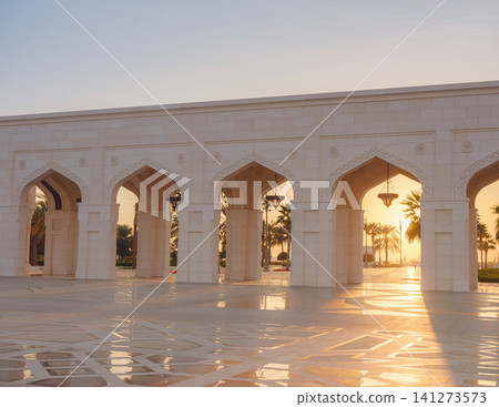 Arabic Architectural Design Details Exterior Ornate Archway Lanterns Arabic Architectural Design Details Exterior Ornate Archway Lanterns 141273573
