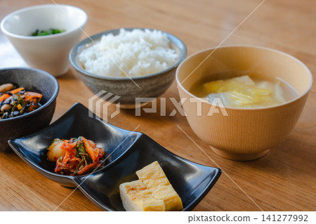 Japanese set meals arranged on a wooden table Japanese set meals arranged on a wooden table 141277992
