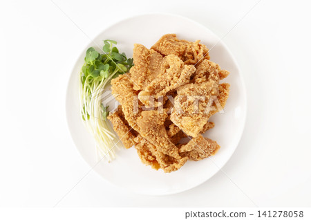 Chicken skin chips, crispy fried chicken skin, chicken skin crackers Chicken skin chips, crispy fried chicken skin, chicken skin crackers 141278058
