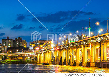 Seoul: Banpo Bridge and Namsan Tower illuminated at night Seoul: Banpo Bridge and Namsan Tower illuminated at night 141278218