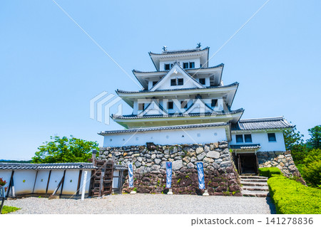 Gujo Hachiman Castle Gujo Hachiman Castle 141278836