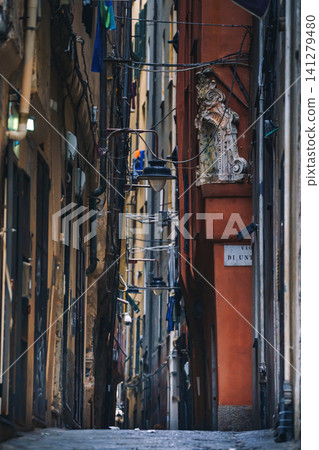GENOA, ITALY - NOVEMBER 04, 2018 - Narrow streets of the old city 141279480