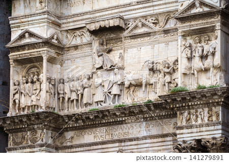 NAPLES, ITALY - NOVEMBER 05, 2018 - The medieval castle of Maschio Angioino or Castel Nuovo or New Castle and its elements of decoration, Napoli NAPLES, ITALY - NOVEMBER 05, 2018 - The medieval castle of Maschio Angioino or Castel Nuovo or New Castle and its elements of decoration, Napoli 141279891
