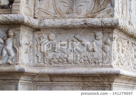 NAPLES, ITALY - NOVEMBER 05, 2018 - The medieval castle of Maschio Angioino or Castel Nuovo or New Castle and its elements of decoration, Napoli NAPLES, ITALY - NOVEMBER 05, 2018 - The medieval castle of Maschio Angioino or Castel Nuovo or New Castle and its elements of decoration, Napoli 141279897