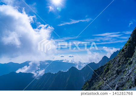 【山景】從穗高嶽山屋附近眺望鶴尾嶺【長野縣】 【山景】從穗高嶽山屋附近眺望鶴尾嶺【長野縣】 141281768