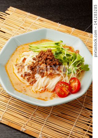 Soy milk tantan somen Soy milk tantan somen 141283285