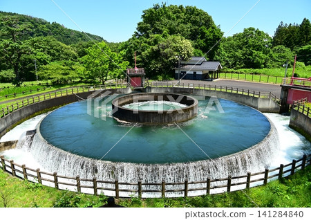 日本最大的圓柱形輸水結構(特水園圓柱形輸水水上樂園) 日本最大的圓柱形輸水結構(特水園圓柱形輸水水上樂園) 141284840