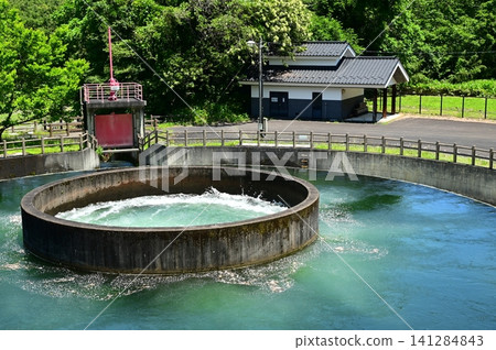 日本最大的圓柱形輸水結構(特水園圓柱形輸水水上樂園) 日本最大的圓柱形輸水結構(特水園圓柱形輸水水上樂園) 141284843