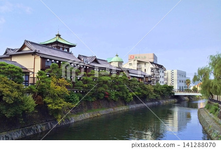 Tokaikan, where you can feel the romance of the Taisho era. 141288070
