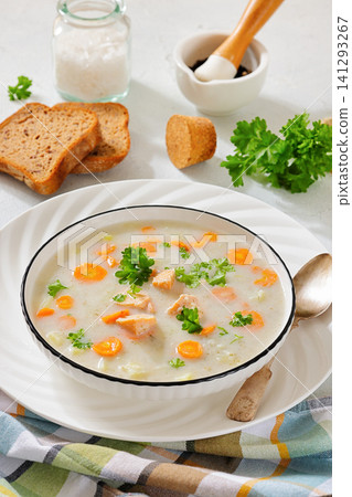 New England Style Salmon Soup with Cream 141293267