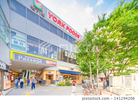 JR Chuo Line, Asagaya Station, North Exit - Station Square Scene JR Chuo Line, Asagaya Station, North Exit - Station Square Scene 141294206