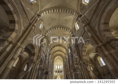 UNESCO World Heritage Site Vezelay Abbey nave interior UNESCO World Heritage Site Vezelay Abbey nave interior 141295505