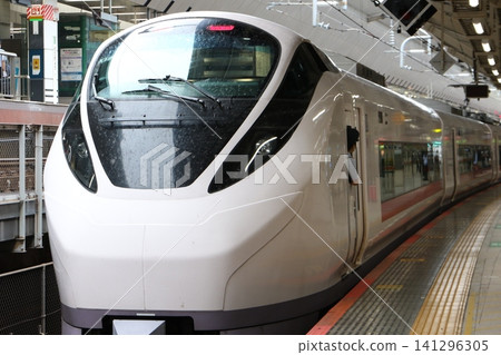 A Joban Line limited express E657 series train departing from the platform at Tokyo Station. A Joban Line limited express E657 series train departing from the platform at Tokyo Station. 141296305