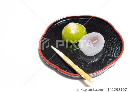 Water spoon Water spoon 141298197
