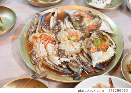 Traditional Korean Soy Sauce Marinated Raw Crab 141299983