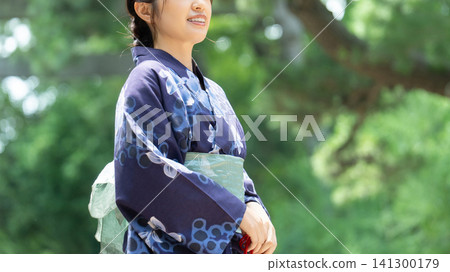 Japanese summer - Japanese women in yukata Japanese summer - Japanese women in yukata 141300179
