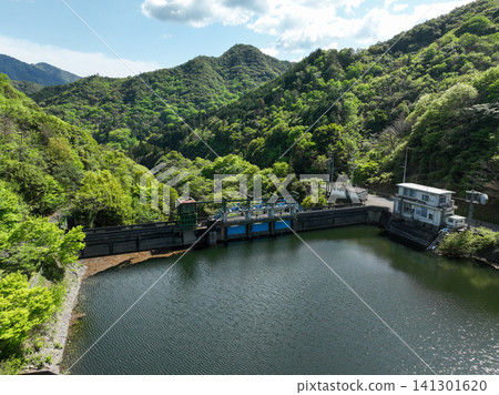 Gona Dam, Higashikagawa City, Kagawa Prefecture Gona Dam, Higashikagawa City, Kagawa Prefecture 141301620