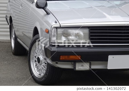 Car image: Front mask of the 5th generation Nissan Skyline 141302072