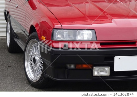 Car image: Front mask of the 6th generation Nissan Skyline Car image: Front mask of the 6th generation Nissan Skyline 141302074
