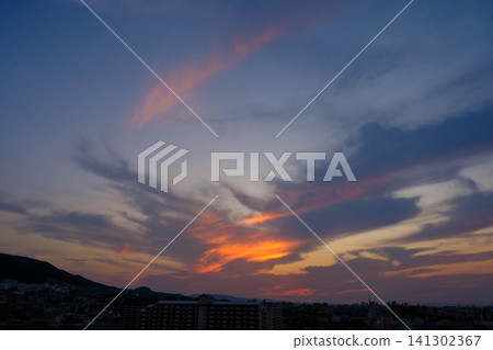The dawn of the city: Sunrise from a high floor of an apartment building in Higashinada Ward, Kobe City. The dawn of the city: Sunrise from a high floor of an apartment building in Higashinada Ward, Kobe City. 141302367