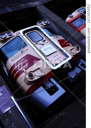 The KiHa 181 series diesel railcars that were active in the Chugoku region during the Japanese National Railways era. The KiHa 181 series diesel railcars that were active in the Chugoku region during the Japanese National Railways era. 141302452